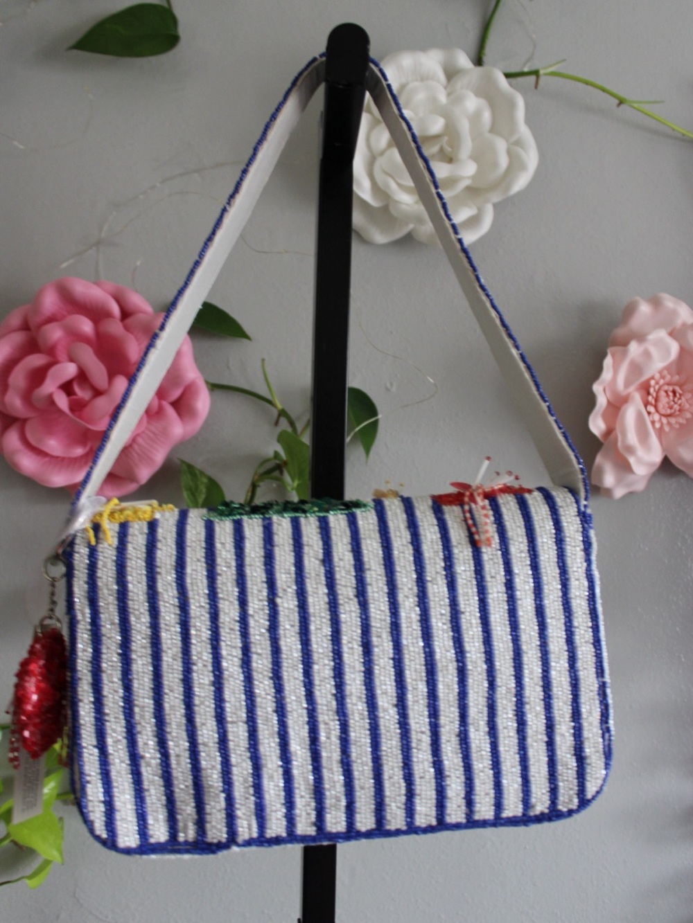 Beaded Floral Embellished Shoulder Bag - Multicolor - Picture 5 of 11